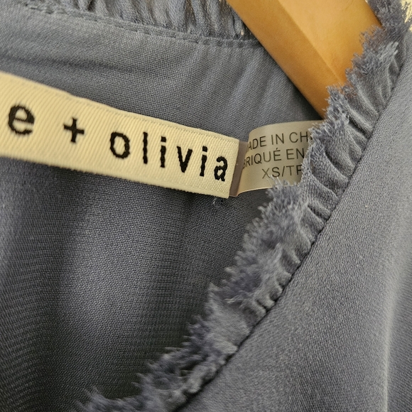 Alice + Olivia Idalla Silk Blouse Size XS - Picture 6 of 9